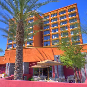 Ramada By Wyndham Midtown Phoenix